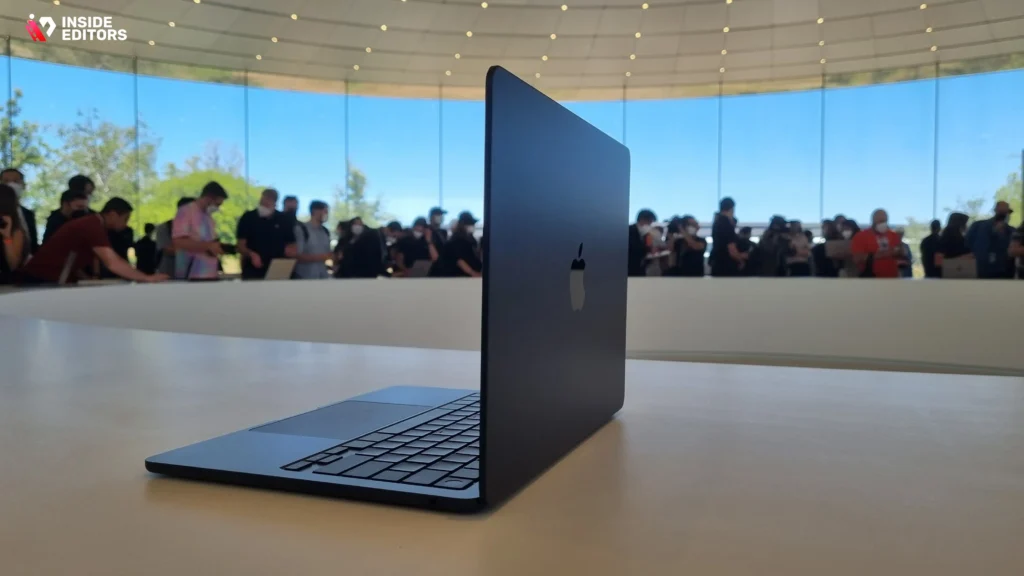 The Apple Silicon Revolution: Redefining the MacBook Air