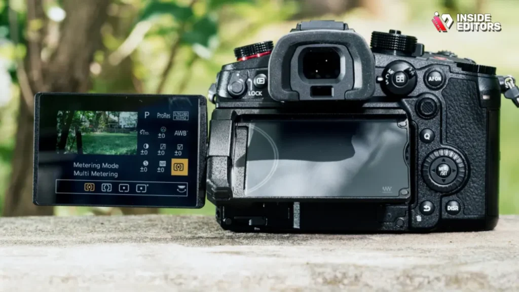 Panasonic Lumix GH6 - Cinematic YouTube Beast